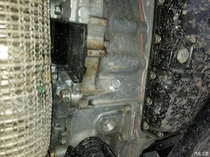 關于奇駿發動機與變速箱連接處油漬的解析 是裝配油還是潛在問題？